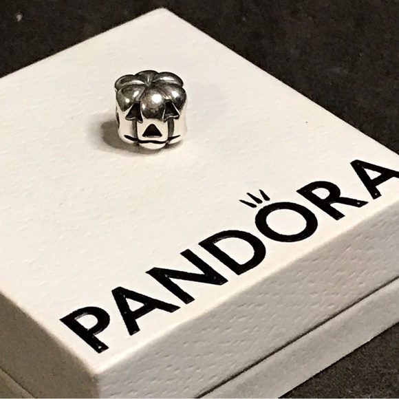 Authentic Pandora Jack-o-Lantern Charm - Picture 1 of 3